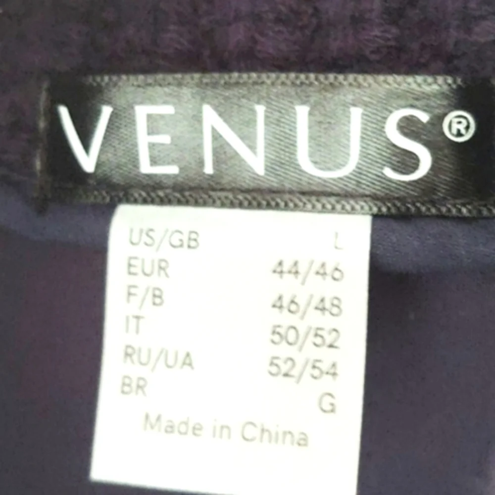 VENUS cardigan sweater